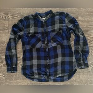 Beach Lunch Buttondown